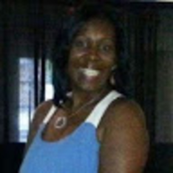 Meet your Posher, Jennifer - Picture 1 of 1